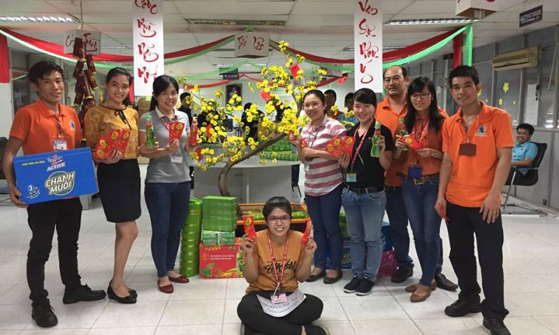 Xuân yêu thương, tết sum vầy