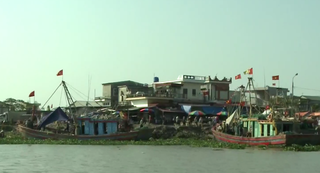Hỗ trợ vốn cho ngư dân vươn khơi bám biển