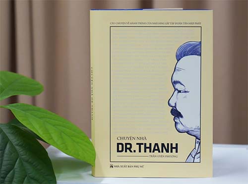 Đọc “Chuyện nhà Dr. Thanh” để thấy khát khao vươn ra biển lớn