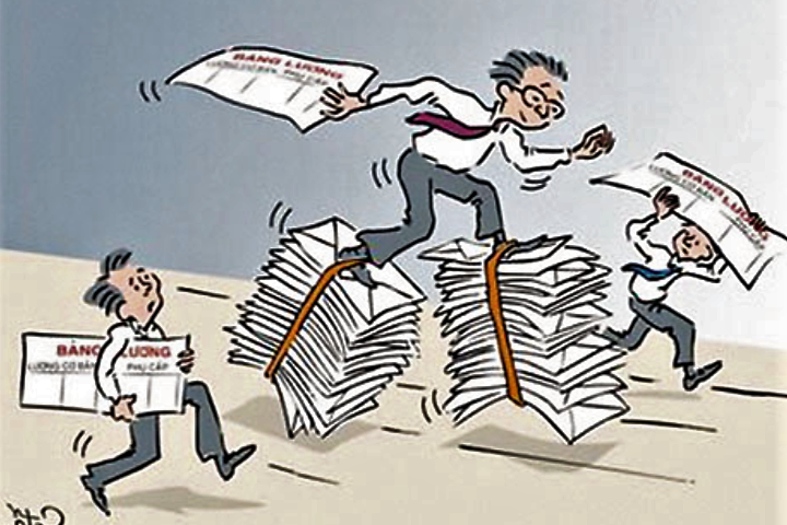 Tinh giảm bộ máy trước, cải cách tiền lương theo sau