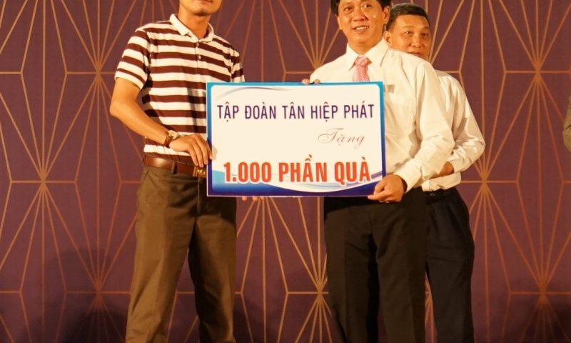 Tân Hiệp Phát trao 1000 phần quà Trung thu cho thiếu nhi tỉnh Bình Dương