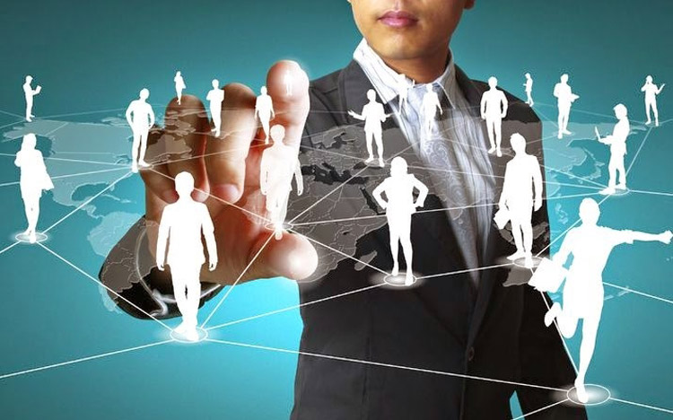 Cái khó nhất của tái cấu trúc chính là con người