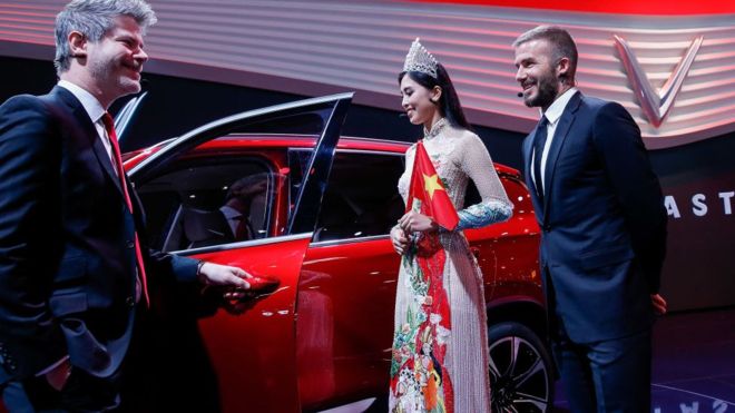 Chuyên gia và đại gia …