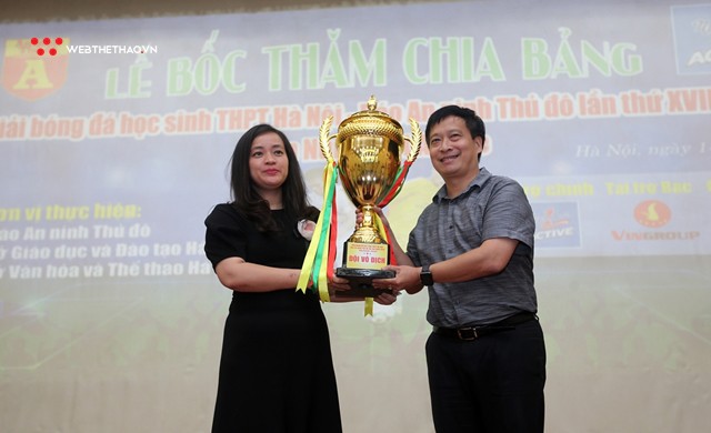 Giải bóng đá học sinh THPT Hà Nội năm 2018 – Cúp Number 1 Active quy tụ hơn 90 đội tham dự