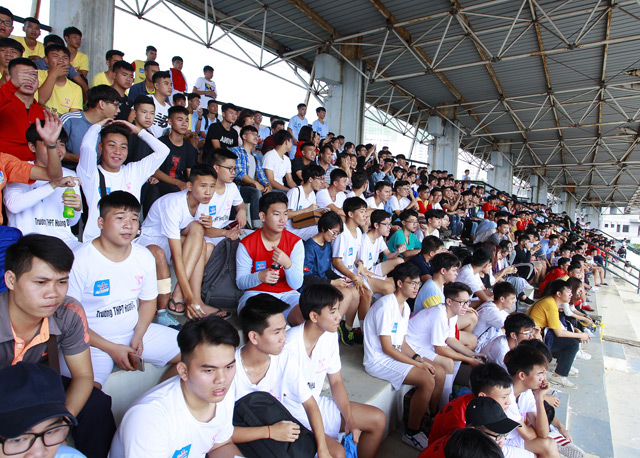 Vòng loại trực tiếp giải bóng đá học sinh tranh Cúp Number 1 Active hứa hẹn nhiều gay cấn