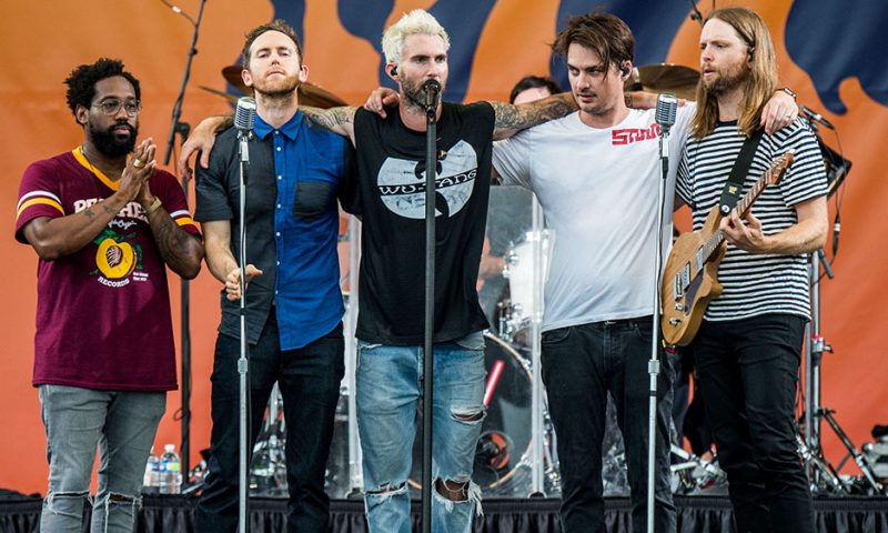 Ban nhạc pop rock  Maroon 5 – Girls Like You ft. Cardi B
