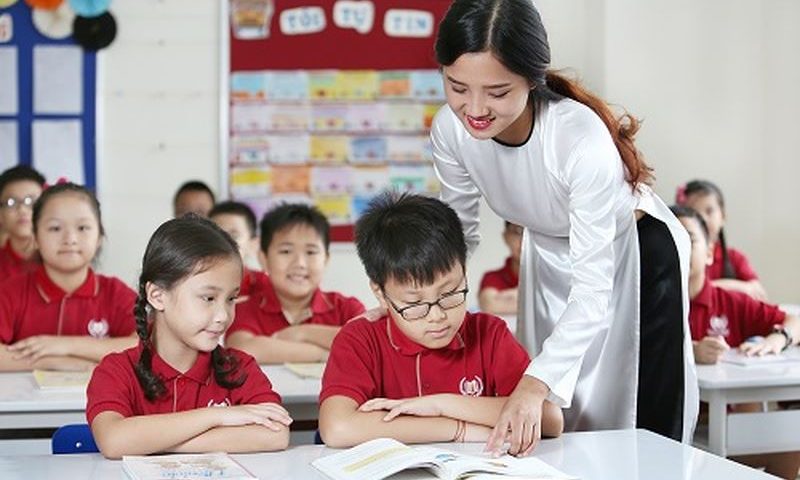 Từ chuyện cô giáo bị kỷ luật nghĩ về công bằng và công lý