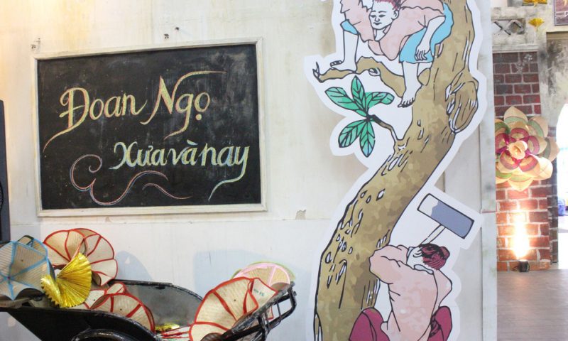 Tết Đoan Ngọ – Tết kì lạ nhất của người Việt qua tranh, tư liệu của tác giả Pháp