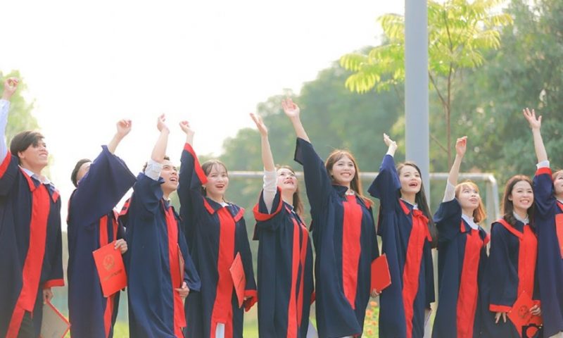 Không ông chủ nào trả lương cho cái đống bằng cấp