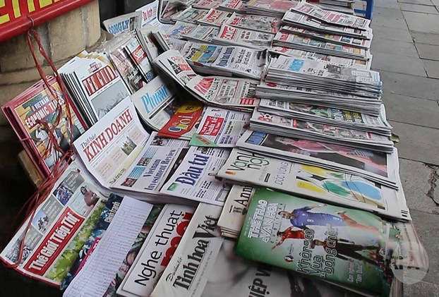 Báo chí và cuộc đua tới “đường hầm không lối thoát”