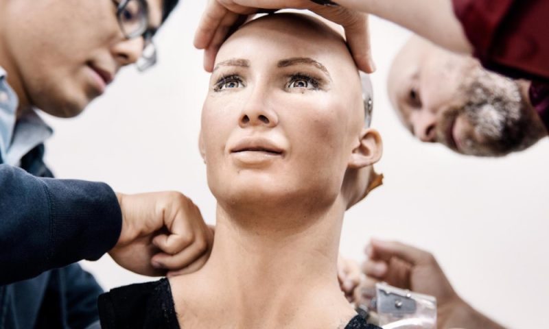 Hành trình của Sophia – nữ robot giống người nhất thế giới