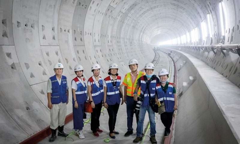Theo đường hầm metro vào lòng đất Sài Gòn bốn thế kỷ