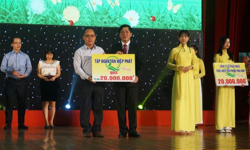 Chung tay mang Trung thu ấm áp đến cho trẻ em, học sinh có hoàn cảnh khó khăn