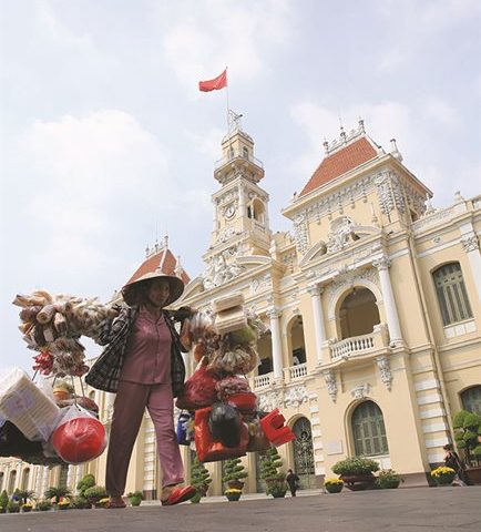 Người dân và chính quyền đô thị