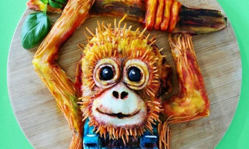 Bà mẹ gây “bão mạng” với tuyệt chiêu trang trí đồ ăn hình con vật sống động như thật
