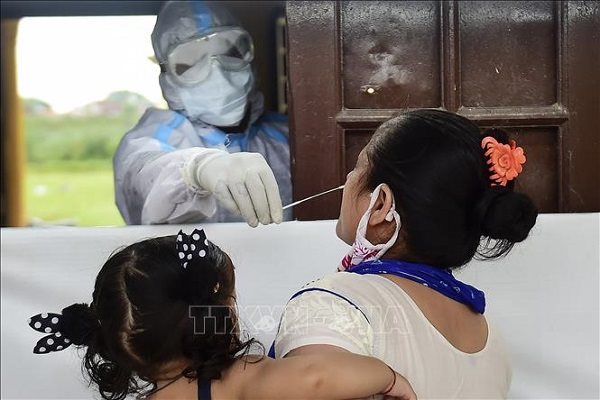 Những điều tích cực nhìn từ cửa sổ của ‘con tàu Covid-19’