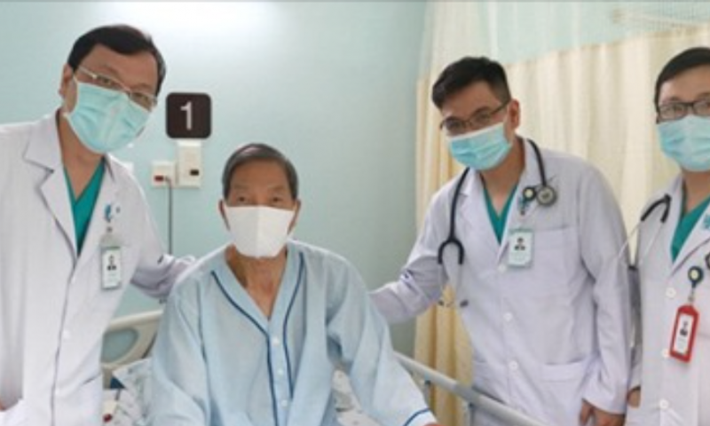 365 ngày thầy thuốc